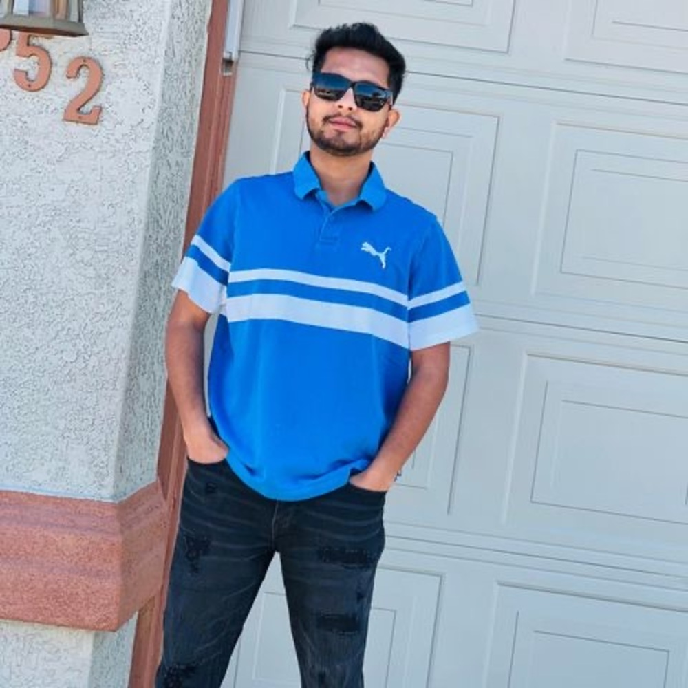 Meet your Posher, Ajit